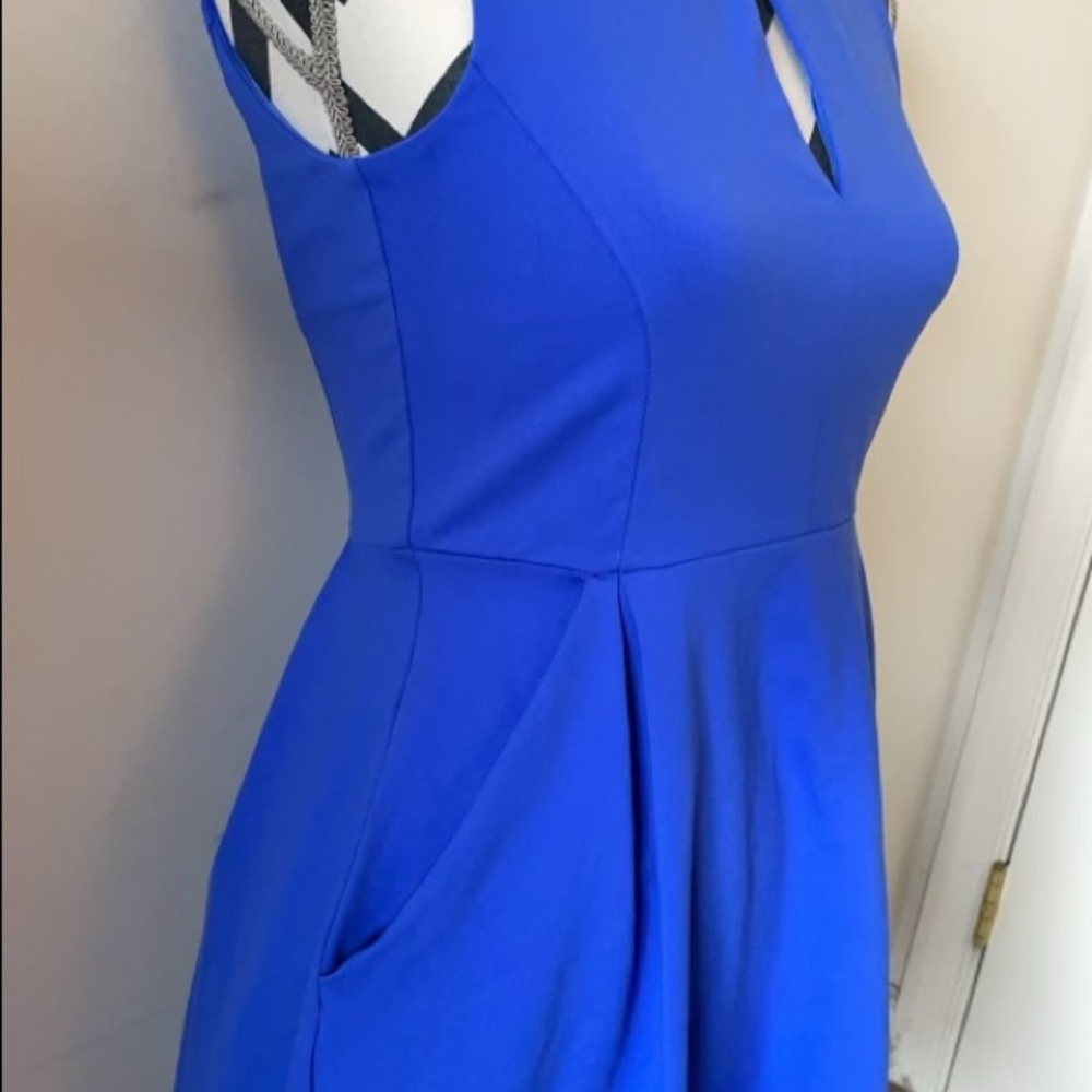 Cynthia Rowley Keyhole Dress - Picture 4 of 8
